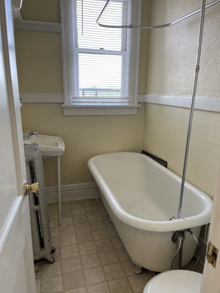 1469 N Williams St #17 - Photo 5 of 7