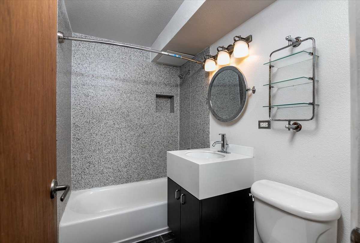 1302 Columbine St #104 - Photo 3 of 5