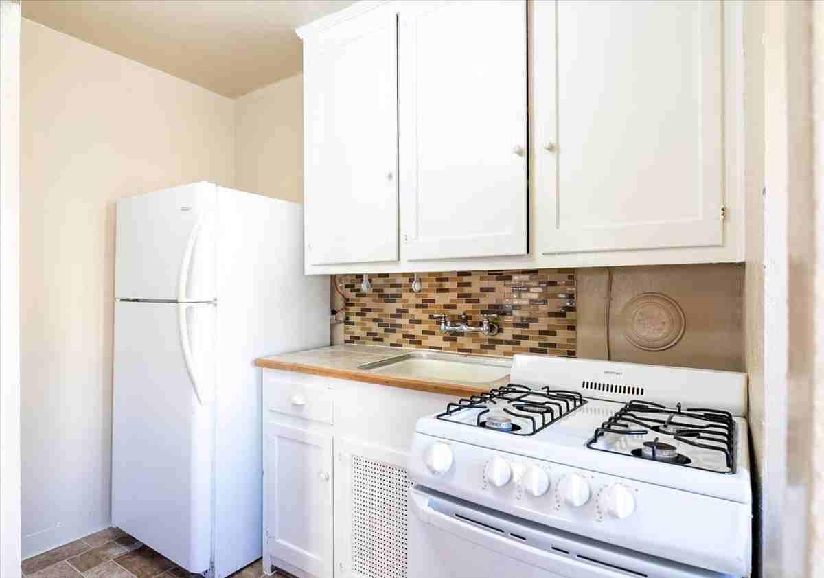 1563 N Washington St #205 - Photo 4 of 10