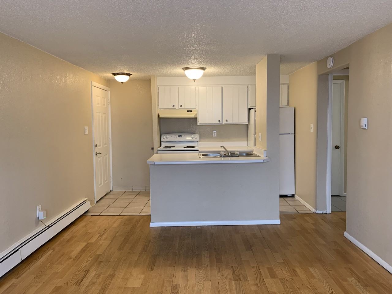 1148 N Washington St #1 - Photo 3 of 5