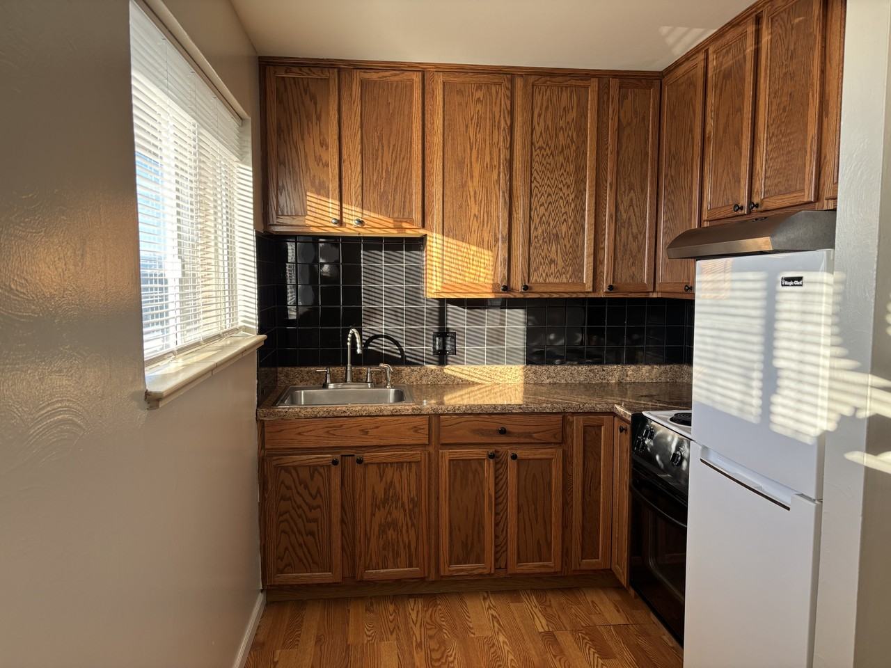 5525 E Yale Ave #11 - Photo 2 of 7