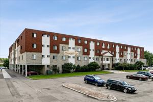 featured image of 777 E Kenyon Ave #427