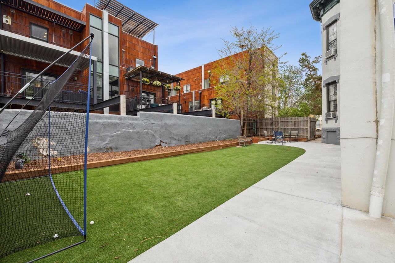 2545 Champa St #5 - Photo 4 of 31