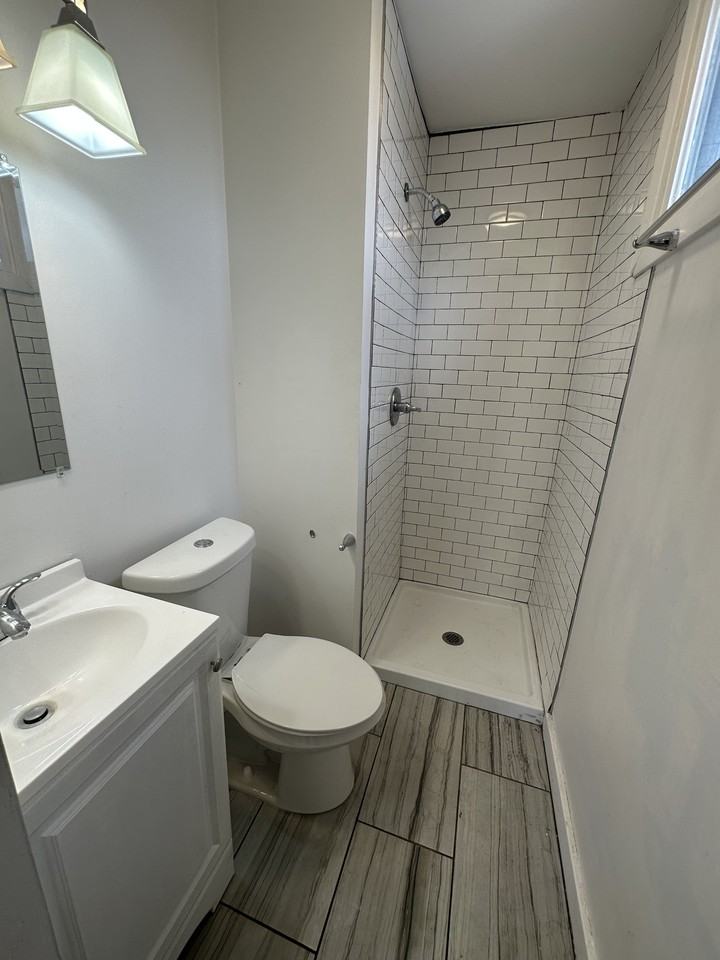 2545 Champa St #5 - Photo 5 of 31