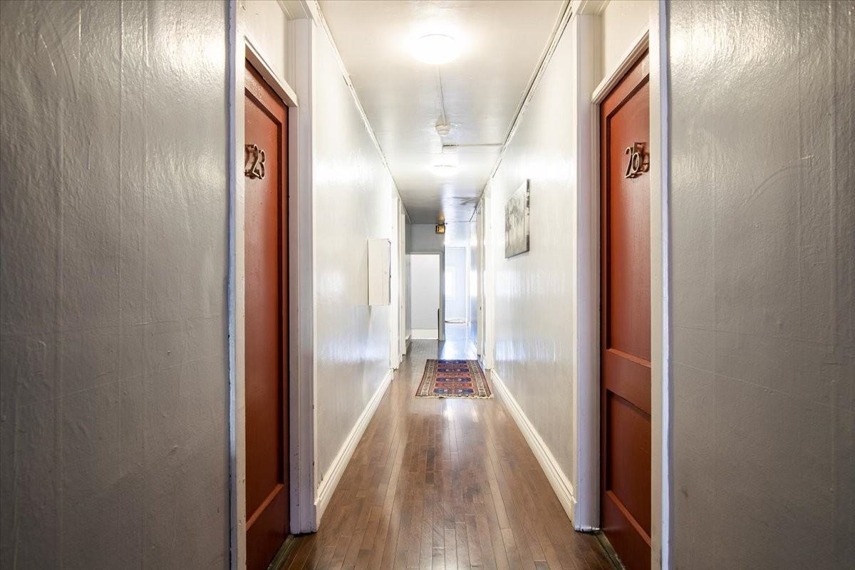 1235 N Washington St #14 - Photo 5 of 11