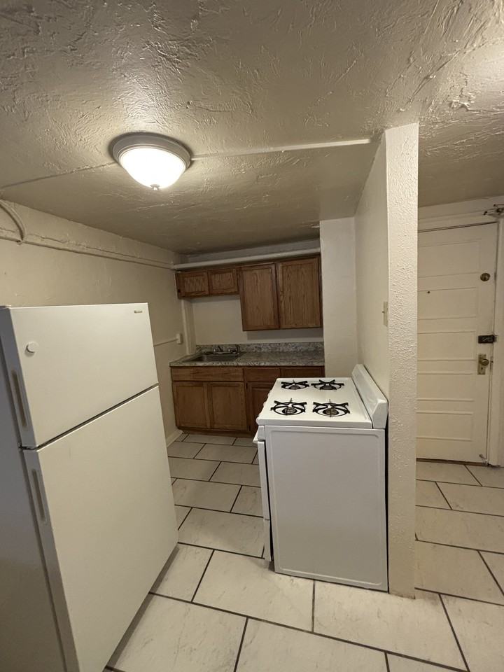 1306 N Humboldt St #2 - Photo 5 of 5