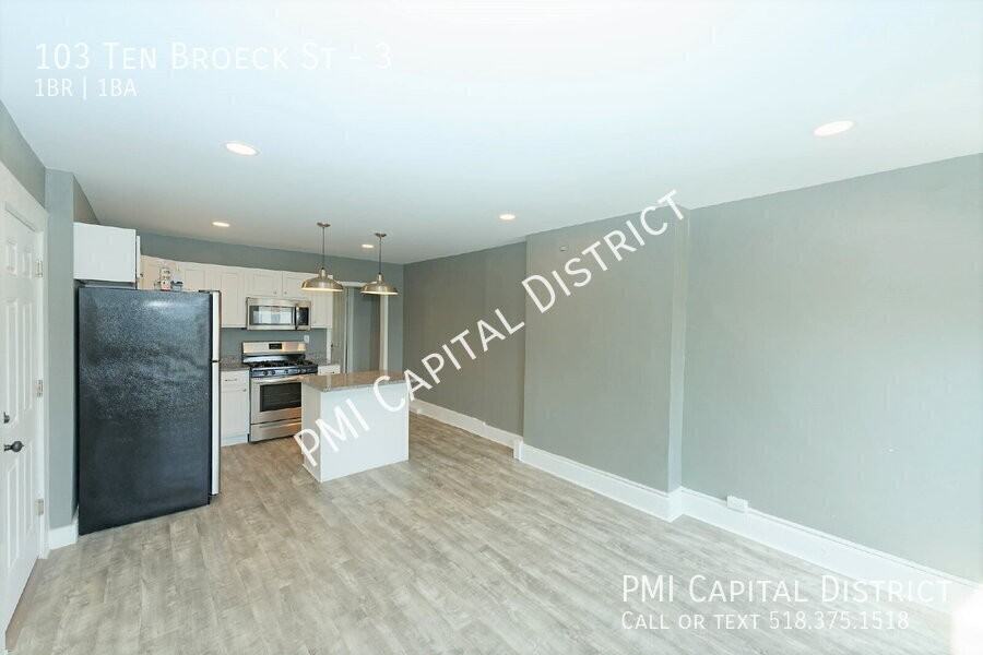 103 Ten Broeck St #3 - Photo 6 of 21