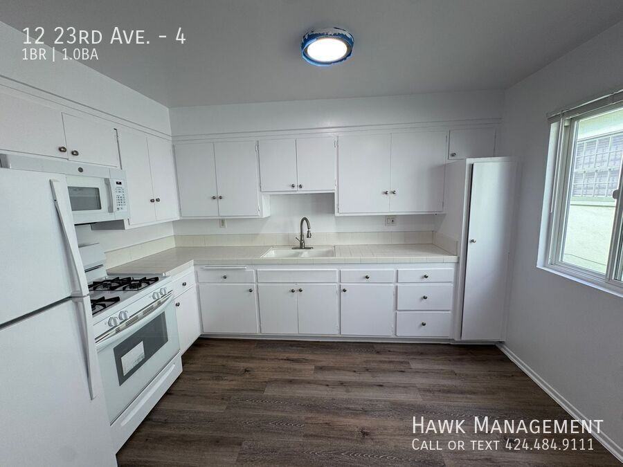 12 23rd Ave #4 - Photo 4 of 14