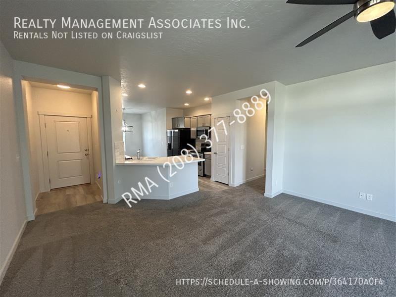 6593 S Donaway Ave - Photo 4 of 17