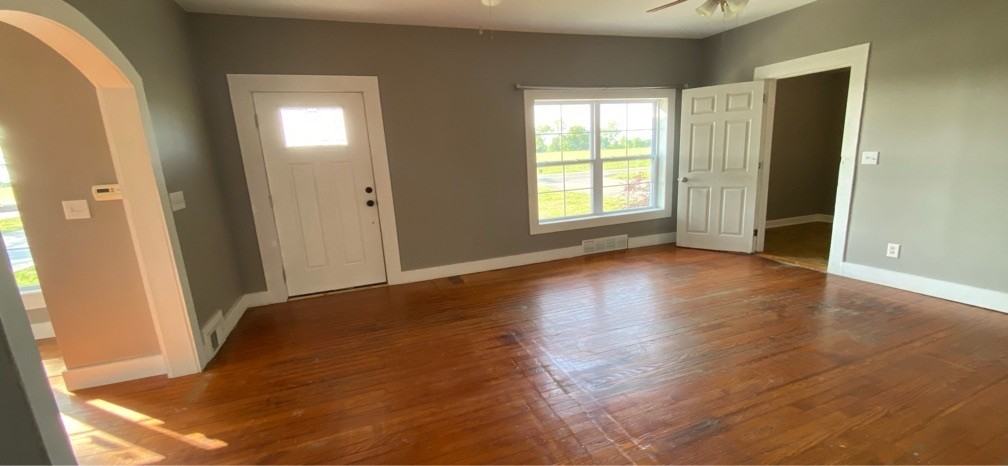 2463 Kentucky St - Photo 2 of 12