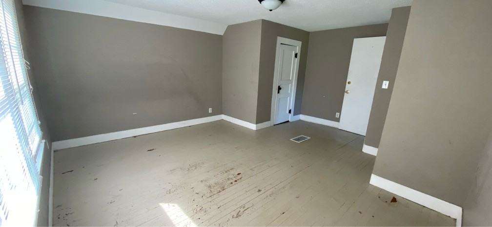 2463 Kentucky St - Photo 4 of 12