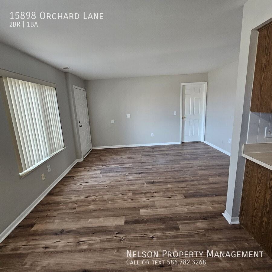 15898 Orchard Ln - Photo 3 of 15