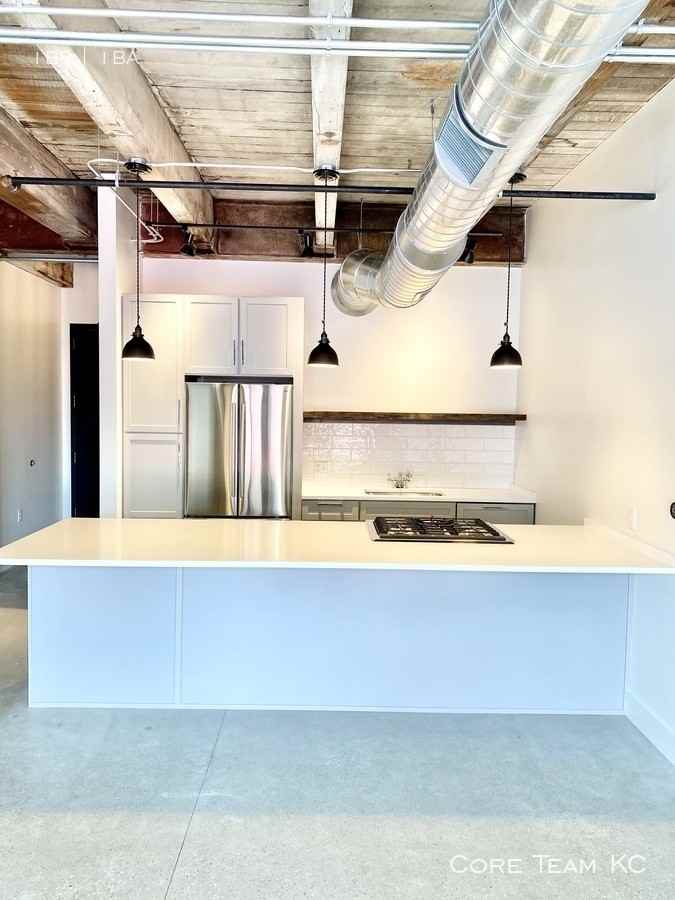 1513 Walnut St #403 - Photo 2 of 26