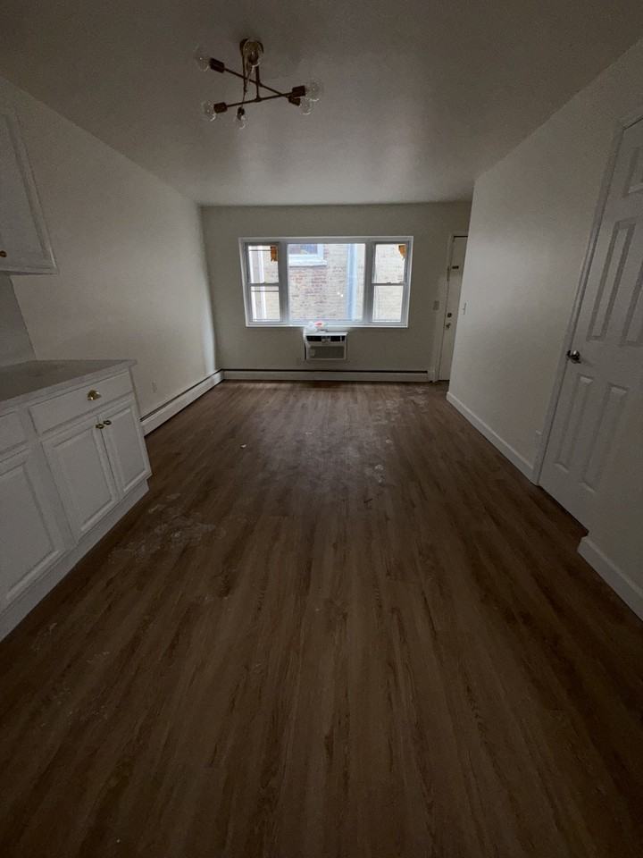 140 71st St #8 - Photo 2 of 12