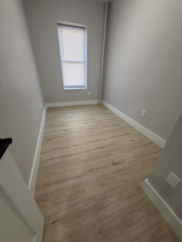 5608 Palisade Ave #1 - Photo 3 of 7