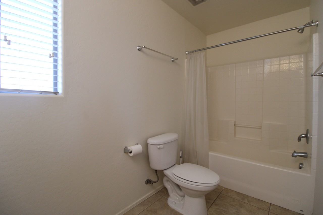 7308 S 37th Gln #NA - Photo 2 of 28