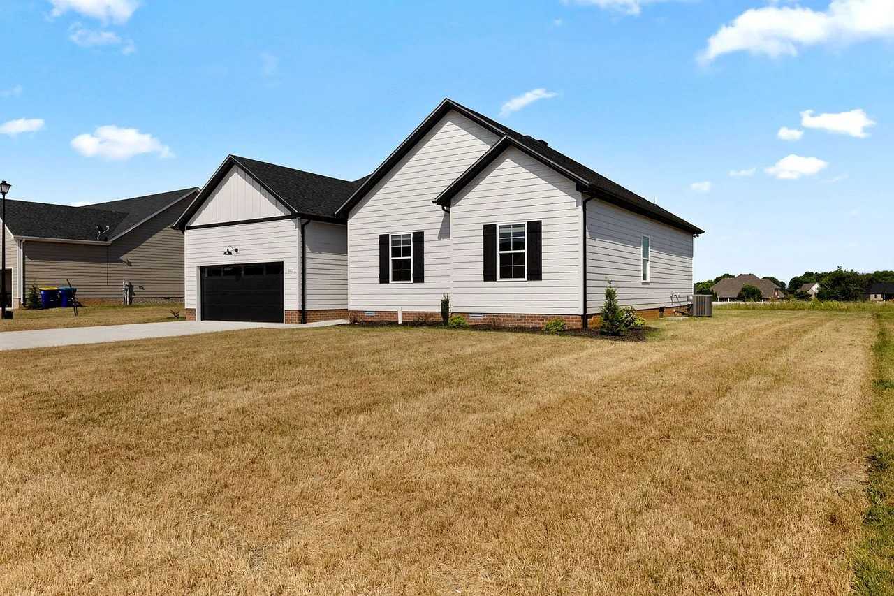 1107 Andover Dr #NA - Photo 2 of 7