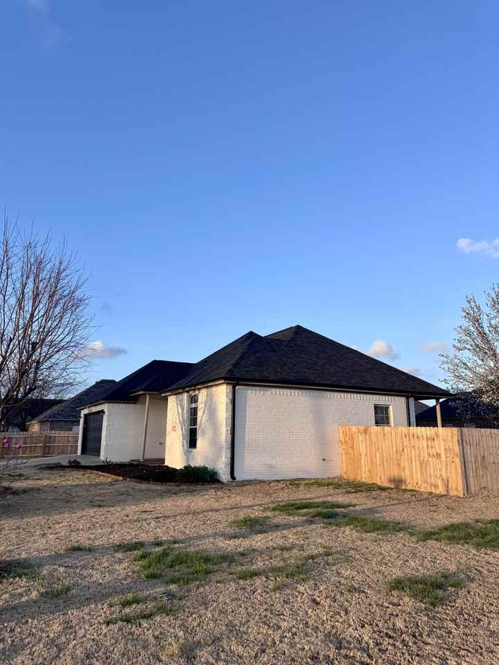 527 Westford St #NA - Photo 2 of 16