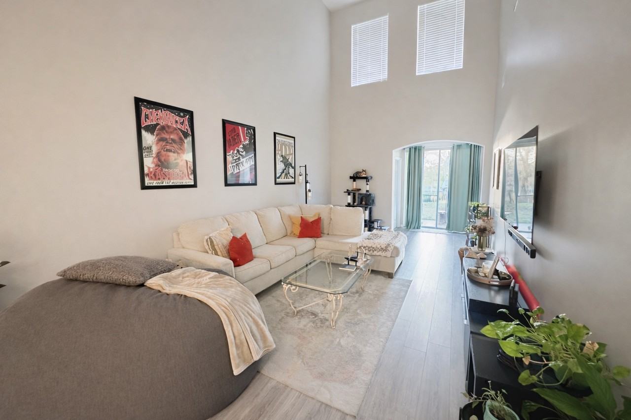 10019 Moorshire Cir #NA - Photo 7 of 33