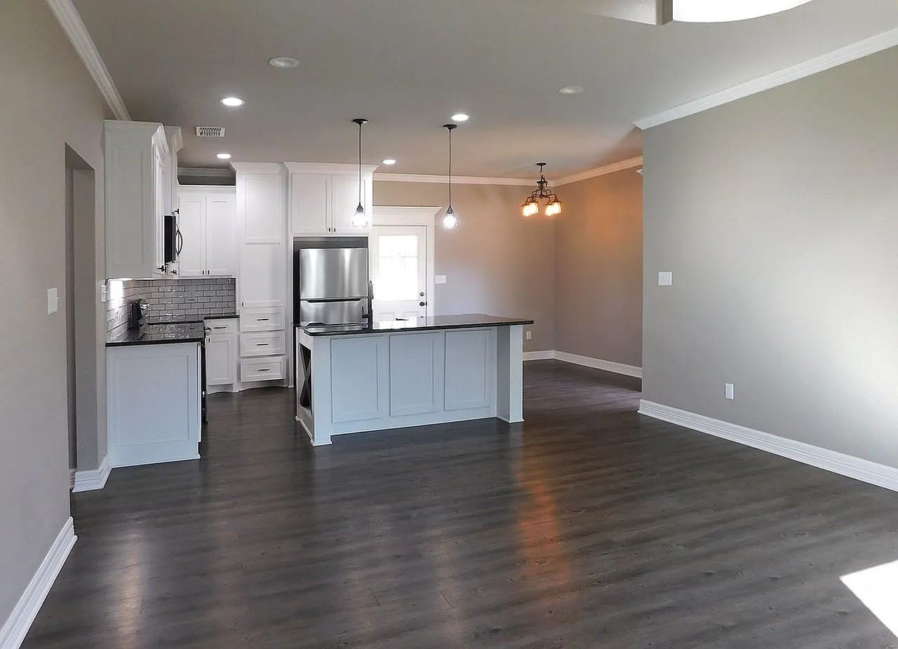 809 W Harmony St #NA - Photo 2 of 9