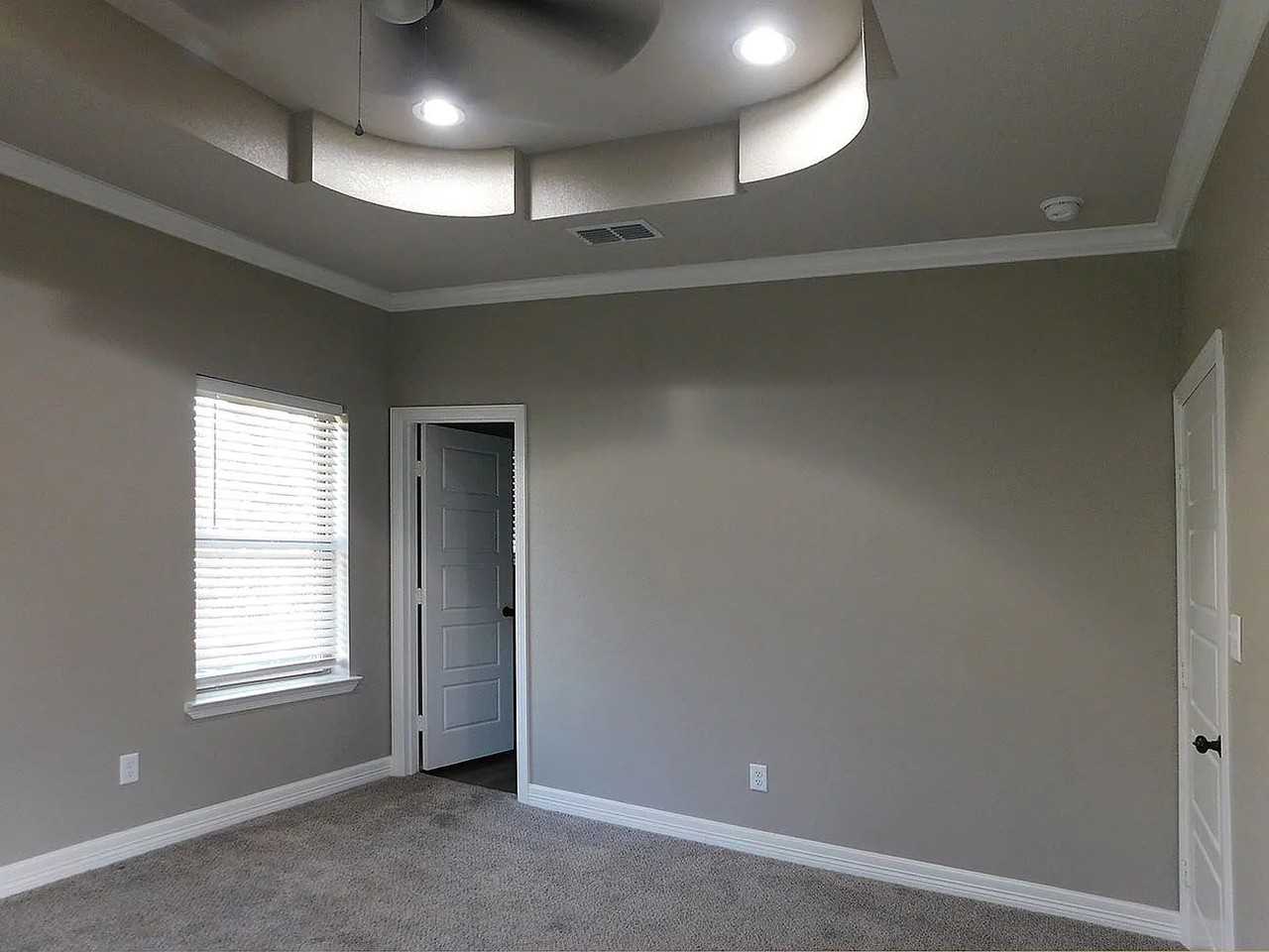 809 W Harmony St #NA - Photo 5 of 9