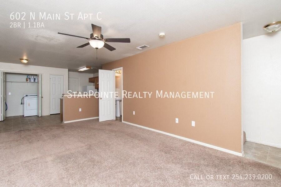 602 N Main St Apt C - Photo 3 of 14