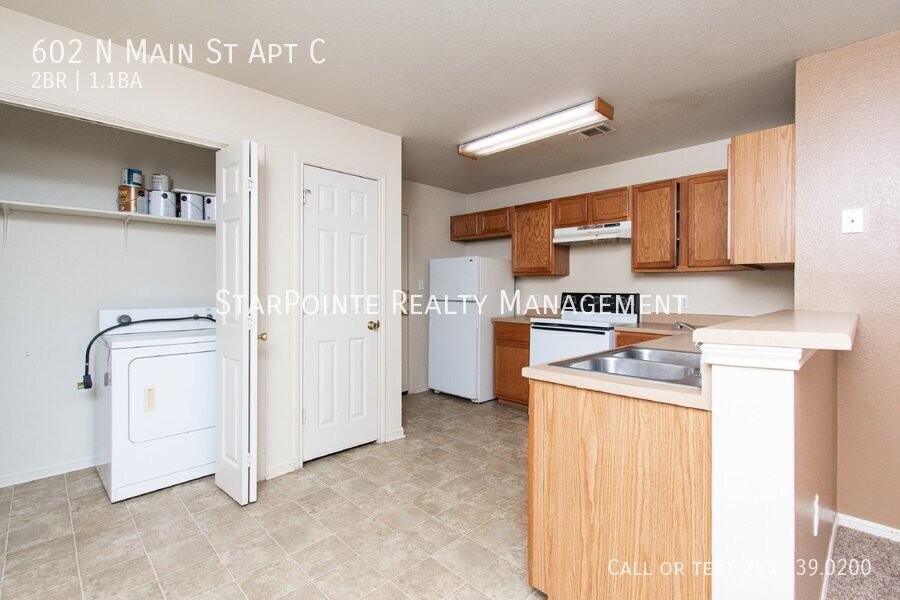 602 N Main St Apt C - Photo 5 of 14