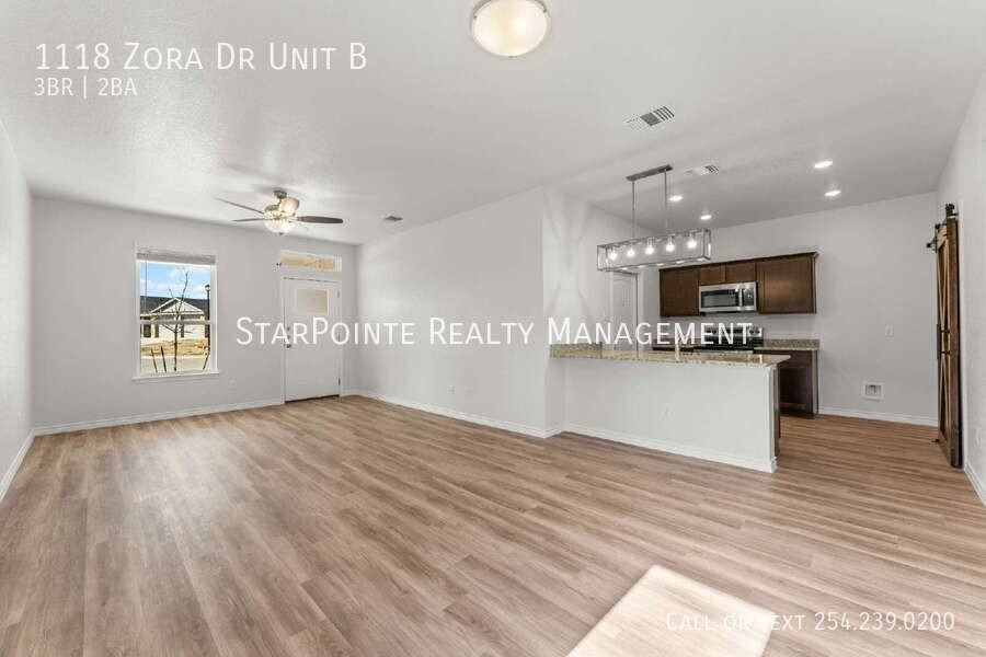 1118 Zora Dr Unit B - Photo 4 of 17