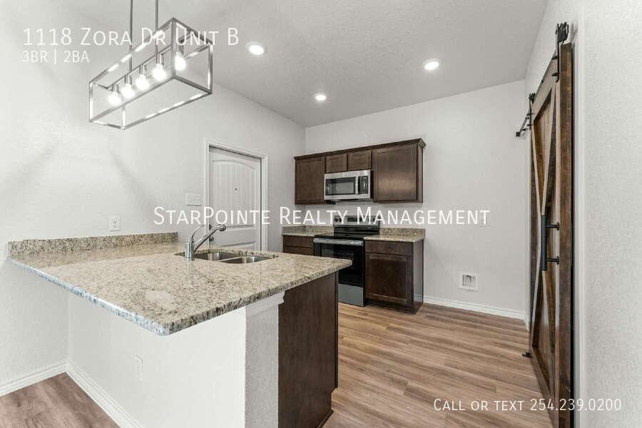 1118 Zora Dr Unit B - Photo 5 of 17