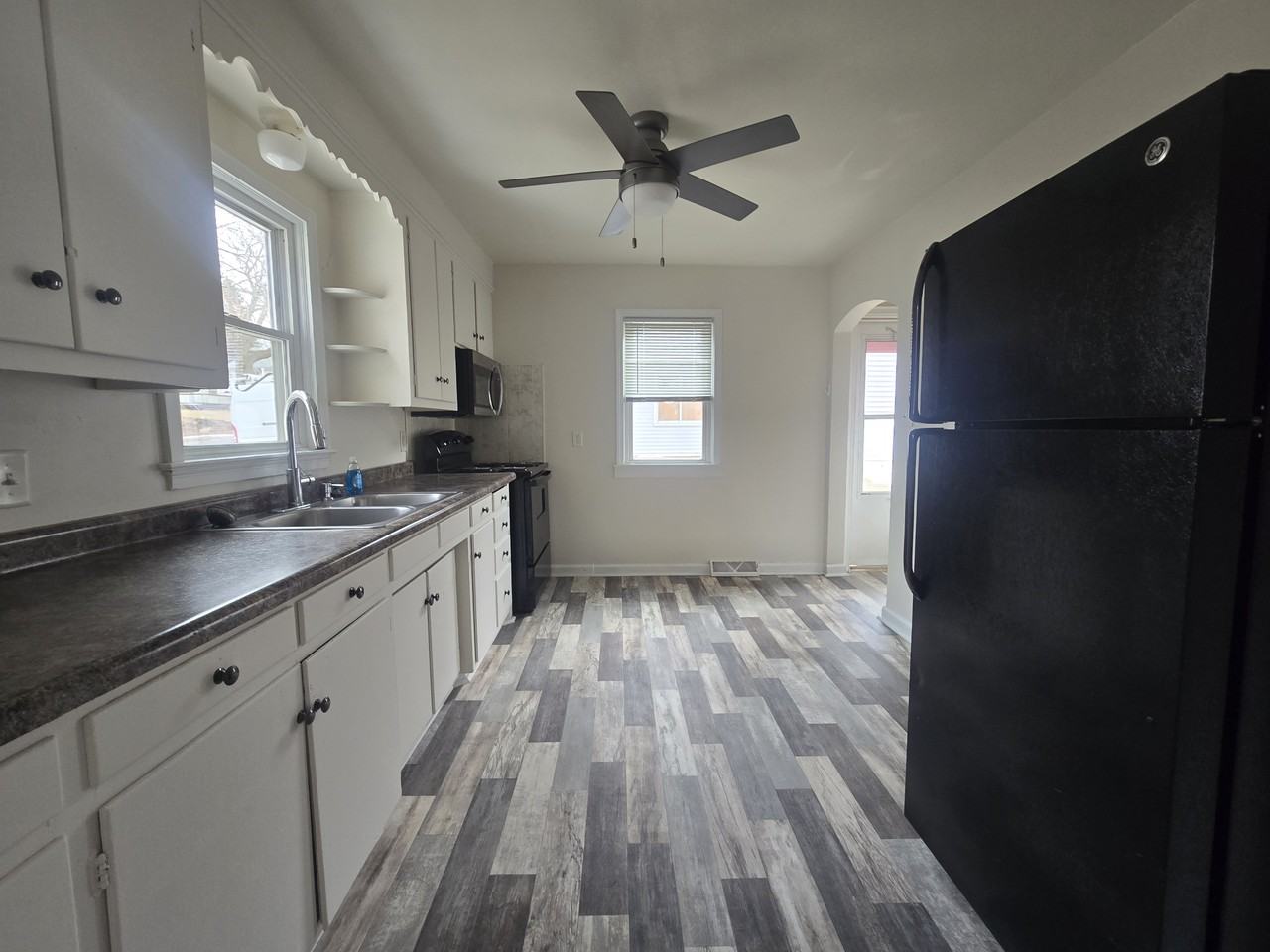 1007 Monroe St #NA - Photo 7 of 22