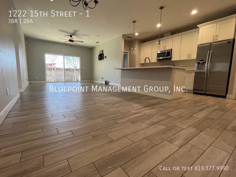 1222 15th St #1 - Photo 2 of 15