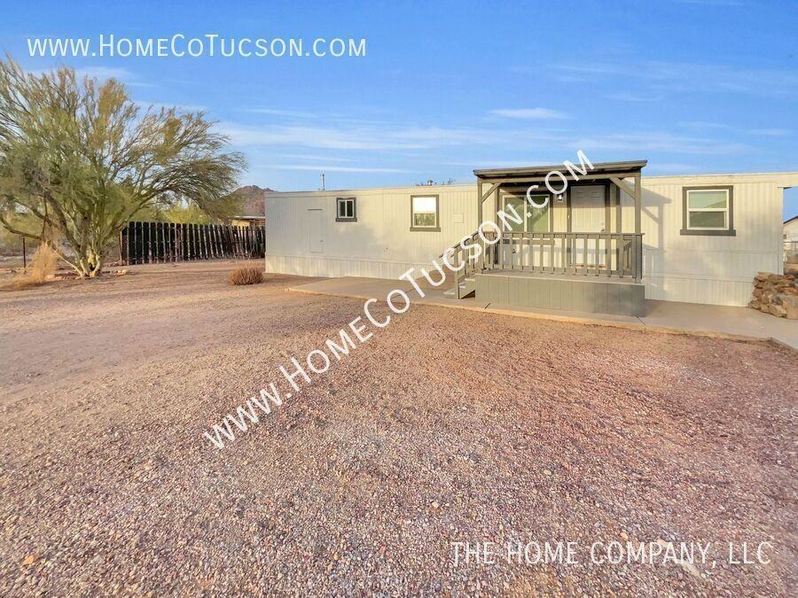 6240 W Huxley Dr - Photo 2 of 32