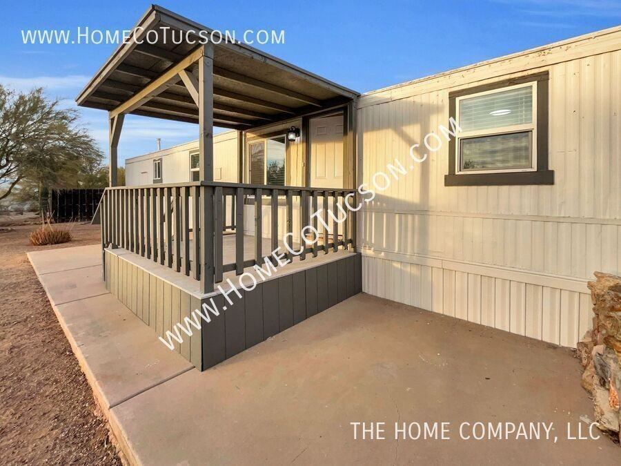 6240 W Huxley Dr - Photo 6 of 32