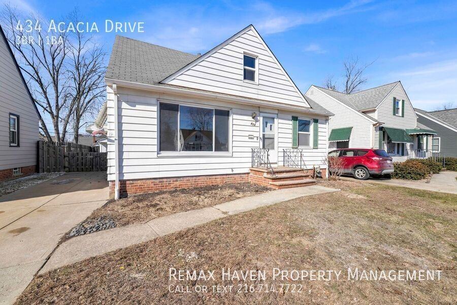 434 Acacia Dr - Photo 3 of 31