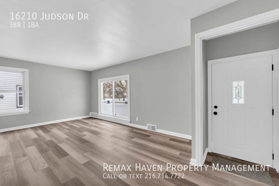 16210 Judson Dr - Photo 3 of 27