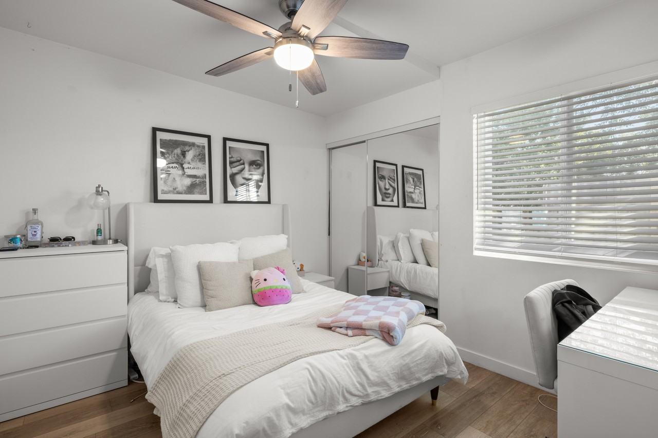 4925 Rockford Dr - Photo 3 of 7