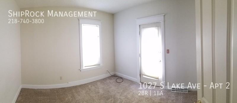 1027 S Lake Ave #2 - Photo 6 of 11