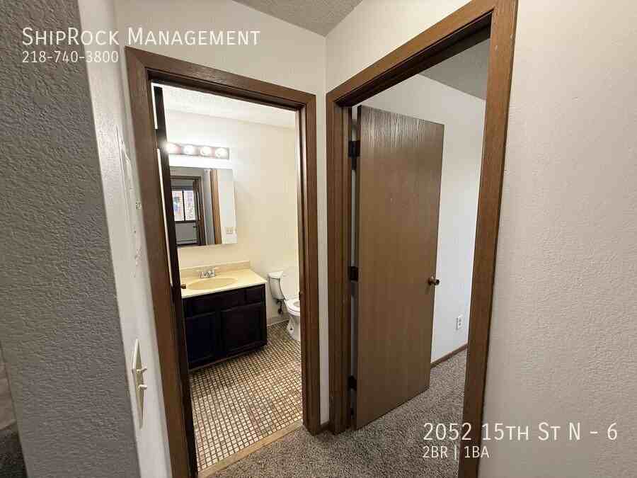 2052 15th St N #6 - Photo 7 of 14