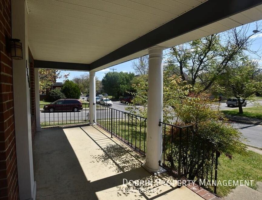 1500 Lakeview Ave - Photo 4 of 24