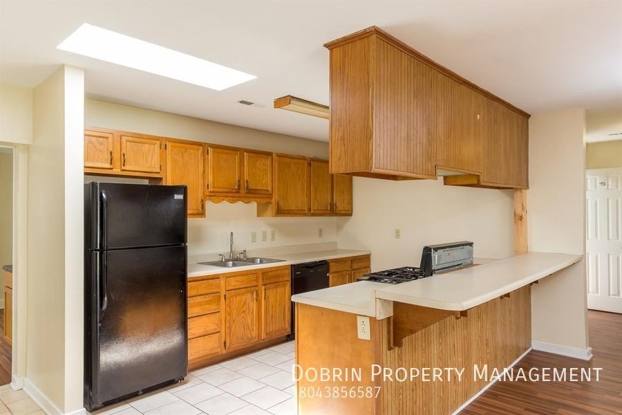 1410 Blair St - Photo 2 of 11