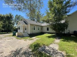 featured image of 2628 E Michigan Ave #3