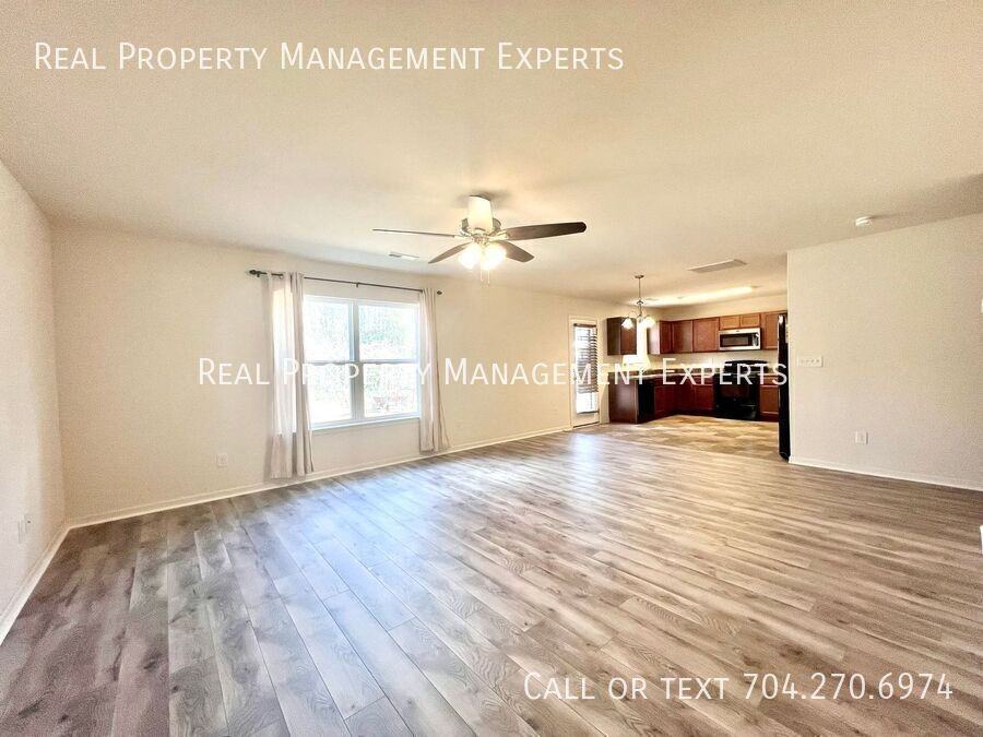 1840 Juniper Dr - Photo 5 of 19