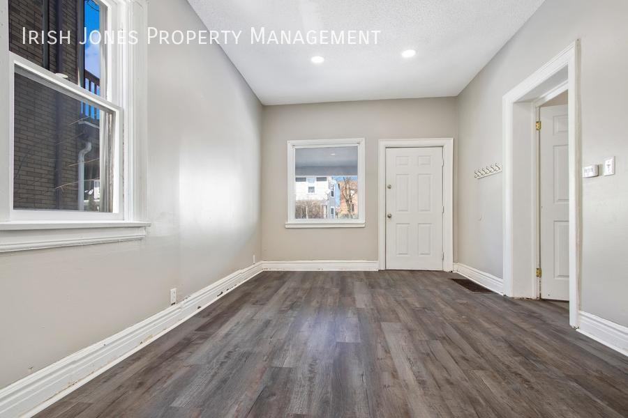 39 Glendale Pl - Photo 4 of 16