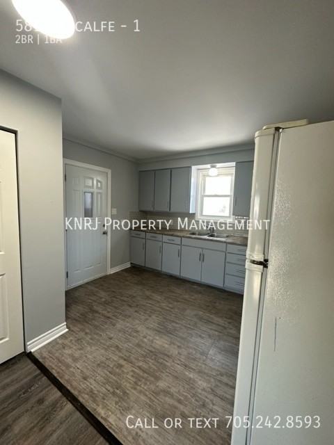 581 Metcalfe St #1 - Photo 4 of 15