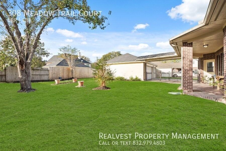 308 Meadow Trail Ct - Photo 6 of 35