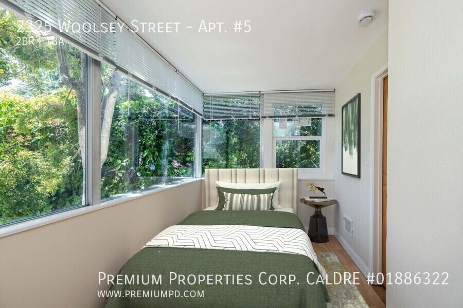 2325 Woolsey St #5 - Photo 6 of 32