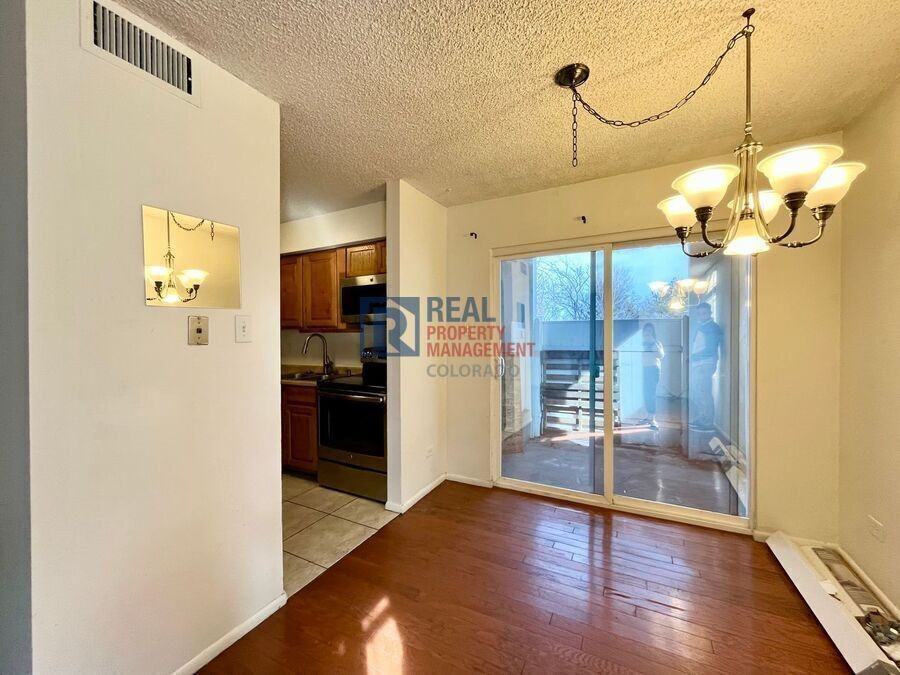 3305 S Monaco Street Pkwy - Photo 7 of 14