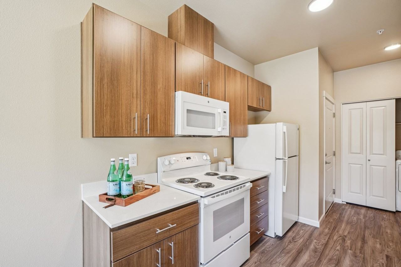 LIBERTY CREST APARTMENTS - Photo 5 of 50