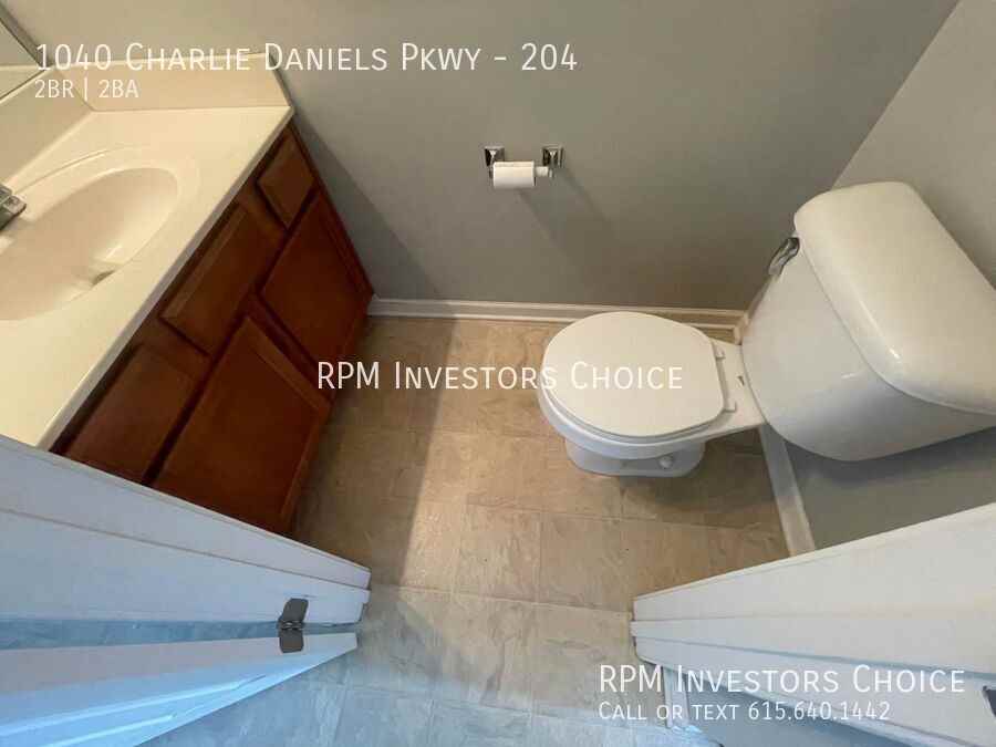 1040 Charlie Daniels Pkwy #204 - Photo 4 of 22