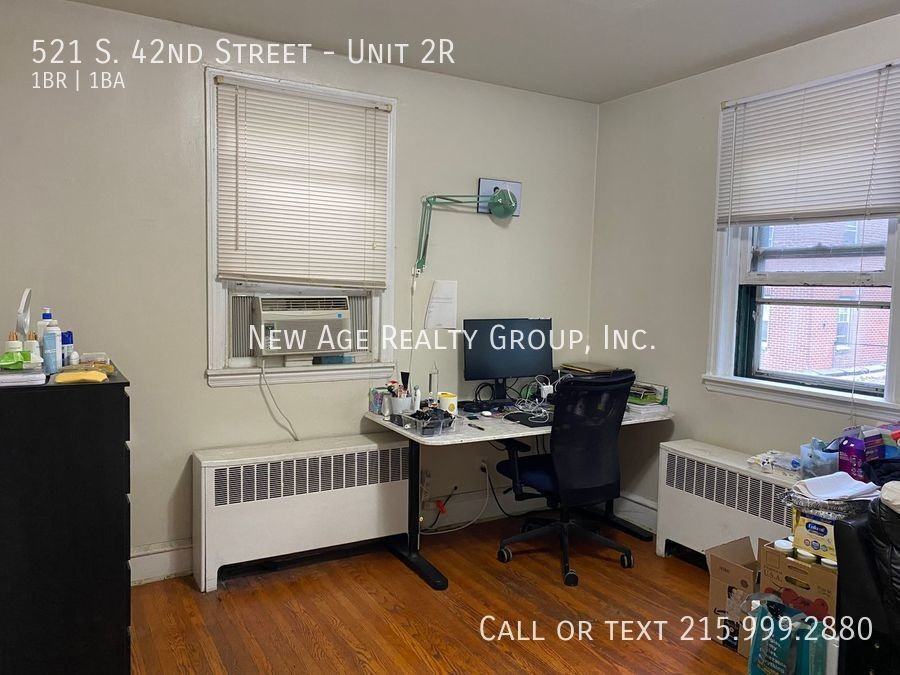 521 S 42nd St #2R - Photo 4 of 7